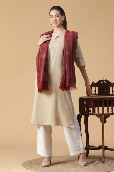 Shingora Nagma Woolen Frayed Edge Stole 