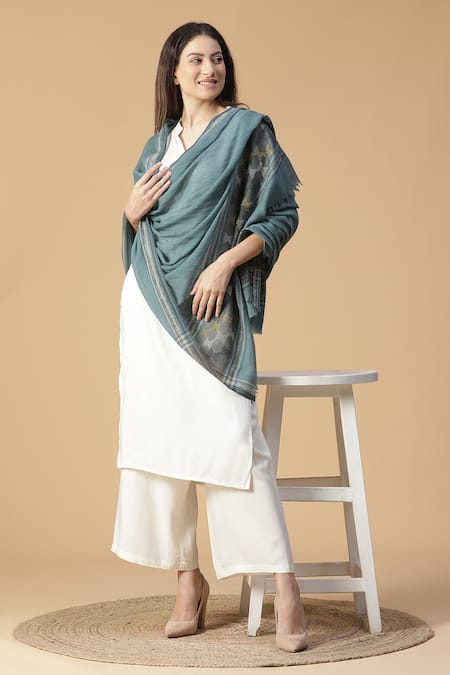 Shingora Ibadat Geometric Pattern Woven Wool Shawl 