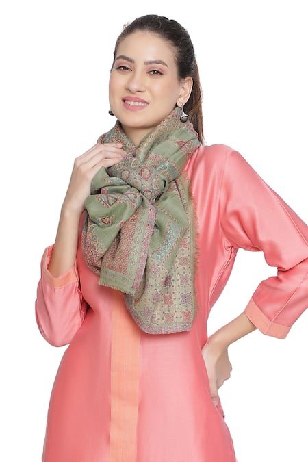 Shingora Green Acanthus Motif Saffiya Woven Stole  2
