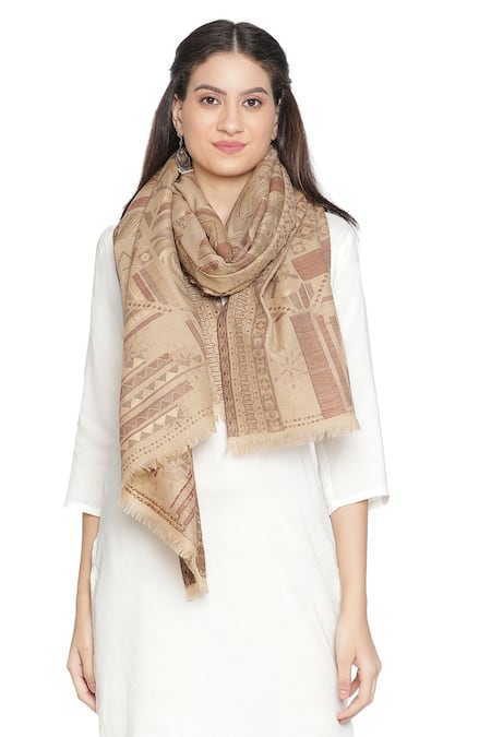 Shop Shingora Beige Geometric Fleur Swirl Tashi Woven Stole at Aza Fashions Shop_Shingora_Beige Geometric Fleur Swirl Tashi Woven Stole _at_Aza_Fashions