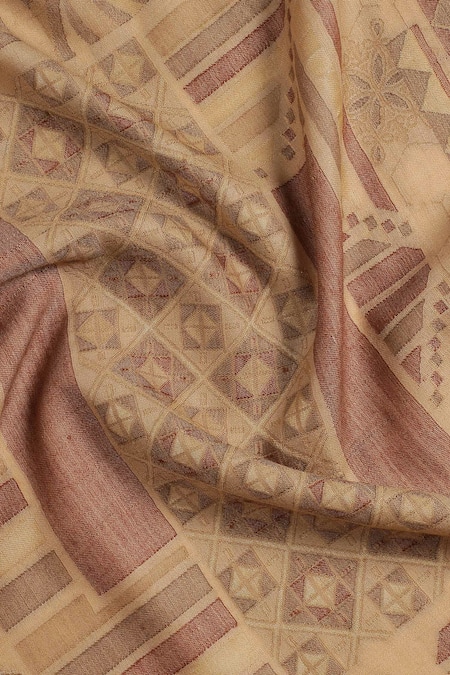 Shop Shingora Beige Geometric Fleur Swirl Tashi Woven Stole Online at Aza Fashions Shop_Shingora_Beige Geometric Fleur Swirl Tashi Woven Stole _Online_at_Aza_Fashions