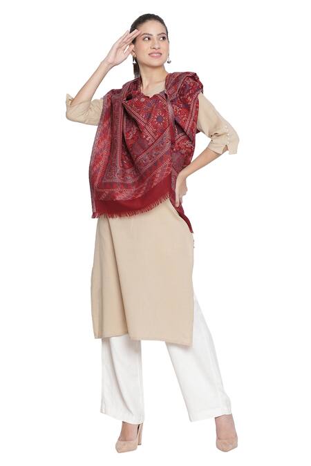Shingora_Maroon Tribal Flora Tahani Woven Stole _Online_at_Aza_Fashions