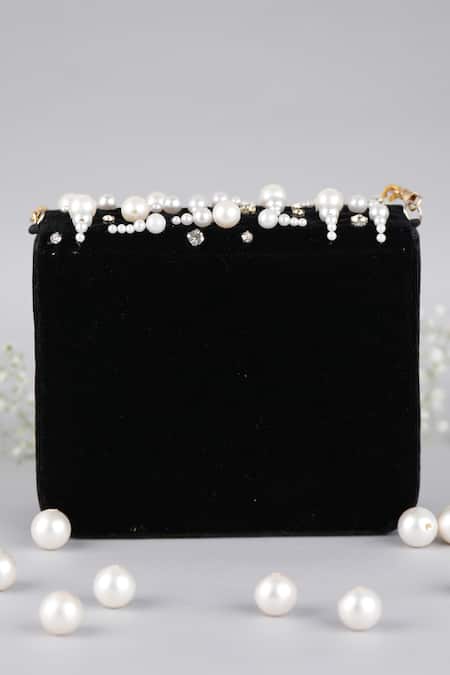 PathakCreation Female pearl beaded party clutch bag at Rs 400/one in Bagula