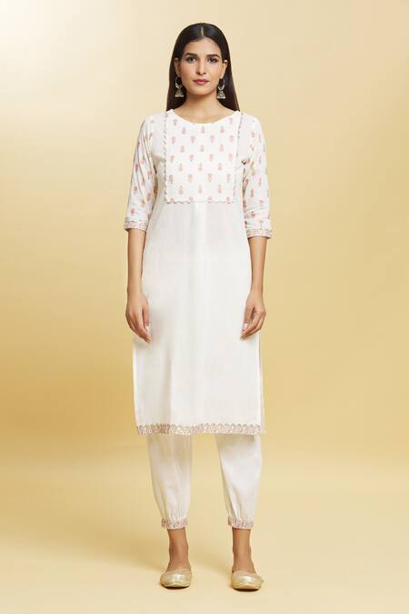 Samyukta Singhania Off White Cotton Gota Tulip Art Print Lace Embellished Kurta With Trouser Online at Aza Fashions Samyukta Singhania_Off White Cotton Gota Tulip Art Print Lace Embellished Kurta With Trouser_Online_at_Aza_Fashions