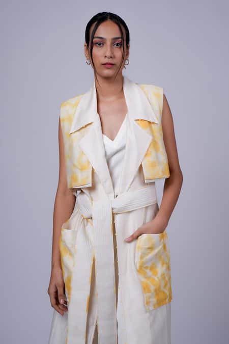 Diksha Khanna Yellow Denim, Silk, Cotton V-neck Tie-dye Pattern Trench Coat Pant Set Online at Aza Fashions Diksha Khanna_Yellow Denim, Silk, Cotton V-neck Tie-dye Pattern Trench Coat Pant Set _Online_at_Aza_Fashions