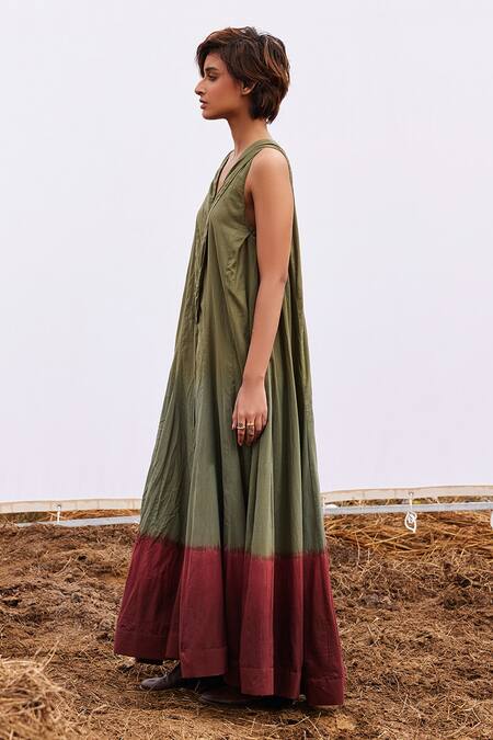 Buy_Kharakapas_Green Cotton V-neck Sage Mul Jumpsuit _Online_at_Aza_Fashions