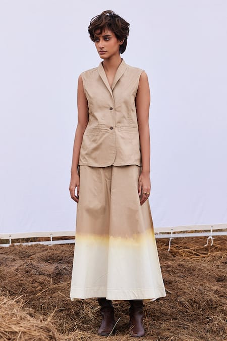 Buy_Kharakapas_Beige Oxford, Cotton Shawl Neck Collar Top With Flared Trouser _Online_at_Aza_Fashions