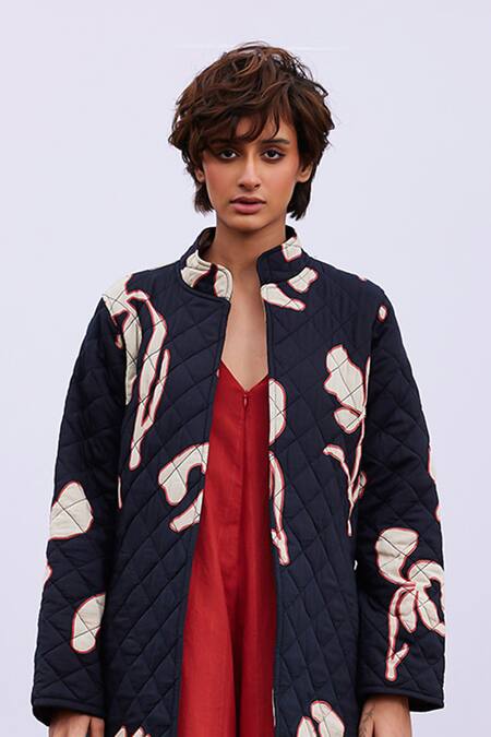 Buy Kharakapas Black Cotton Mandarin Collar Ash Arum Lily Print Quilted Jacket Online at Aza Fashions Buy_Kharakapas_Black Cotton Mandarin Collar Ash Arum Lily Print Quilted Jacket _Online_at_Aza_Fashions