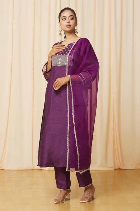 Shop_Samyukta Singhania_Purple Polyester, Net Sequins, Beads Split Straight Floral Pattern Kurta Set_Online_at_Aza_Fashions