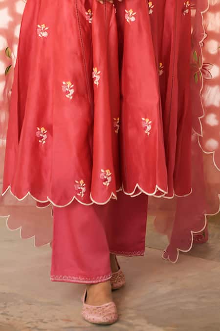 Mangalmay By Aastha Fuchsia Anarkali- Chanderi Silk Hand Painted Rose Radiance Embroidered Set Online at Aza Fashions Mangalmay By Aastha_Fuchsia Anarkali- Chanderi Silk Hand Painted Rose Radiance Embroidered Set _Online_at_Aza_Fashions