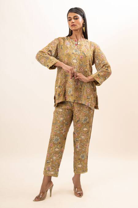 Shop Oshi By Shikha Yellow Linen Lace Round Neck Floret Print Kurta And Pant Set Online at Aza Fashions Shop_Oshi By Shikha_Yellow Linen Lace Round Neck Floret Print Kurta And Pant Set _Online_at_Aza_Fashions
