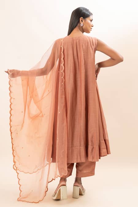 Oshi By Shikha Pink Chanderi, Organza, Bamboo Embroidery, Pearls Round Neck Yoke Anarkali Set Online at Aza Fashions Oshi By Shikha_Pink Chanderi, Organza, Bamboo Embroidery, Pearls Round Neck Yoke Anarkali Set _Online_at_Aza_Fashions