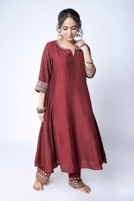 Buy Pants And Pajamas Maroon Chanderi, Organza Embroidery Split V-neck Sleeve Kurta Set Online at Aza Fashions Buy_Pants And Pajamas_Maroon Chanderi, Organza Embroidery Split V-neck Sleeve Kurta Set _Online_at_Aza_Fashions