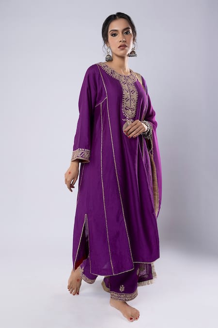 Pants and Pajamas Chanderi Placket Embroidered Kurta 