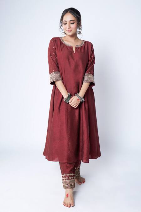 Buy Pants And Pajamas Maroon Chanderi Sequins, Zari Split V-neck Sleeve Embroidered Kurta Online at Aza Fashions Buy_Pants And Pajamas_Maroon Chanderi Sequins, Zari Split V-neck Sleeve Embroidered Kurta _Online_at_Aza_Fashions
