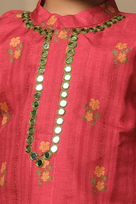 Buy_Vivedkids_Magenta Silk, Cotton Mirrors, Embroidery Floral Print Kurta With Pant _Online_at_Aza_Fashions