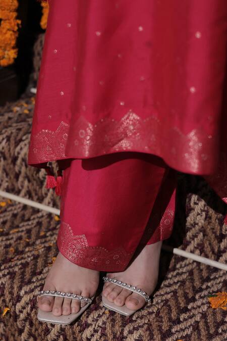 Shop_Safaa_Pink Mohair Tassels V-neck Elham Ditsy Butti Woven Kaftan With Pant _Online_at_Aza_Fashions