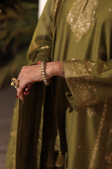 Buy_Safaa_Green Velour, Velvet Tassels Round Raha Amaryllis Garden Woven Kurta Pant Set _Online_at_Aza_Fashions