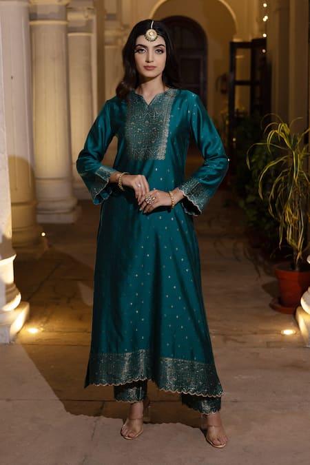 Buy Safaa Blue Silk, Mohair Tassels Ruzbeh Florence Woven Kurta Pant Set Online at Aza Fashions Buy_Safaa_Blue Silk, Mohair Tassels Ruzbeh Florence Woven Kurta Pant Set _Online_at_Aza_Fashions