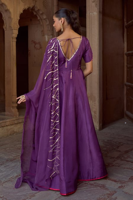 Shop Sonal Pasrija Purple Silk, Organza Beads Boat Neck Embellished Kalidaar Kurta With Dupatta at Aza Fashions Shop_Sonal Pasrija_Purple Silk, Organza Beads Boat Neck Embellished Kalidaar Kurta With Dupatta _at_Aza_Fashions