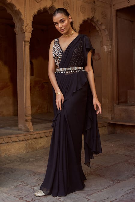 Sonal Pasrija Embroidered Pre-Draped Saree With Blouse 