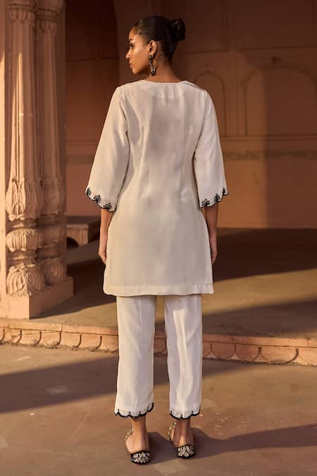 Shop Sonal Pasrija Off White Silk, Linen Sequins, Beads, Cut Work, Plumeria Kurta With Pant at Aza Fashions Shop_Sonal Pasrija_Off White Silk, Linen Sequins, Beads, Cut Work, Plumeria Kurta With Pant _at_Aza_Fashions