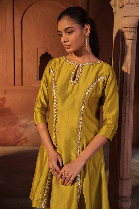 Buy Sonal Pasrija Green Chanderi, Brazen Lily Embellished Kalidar Short Kurta With Tulip Pant Online at Aza Fashions Buy_Sonal Pasrija_Green Chanderi, Brazen Lily Embellished Kalidar Short Kurta With Tulip Pant _Online_at_Aza_Fashions