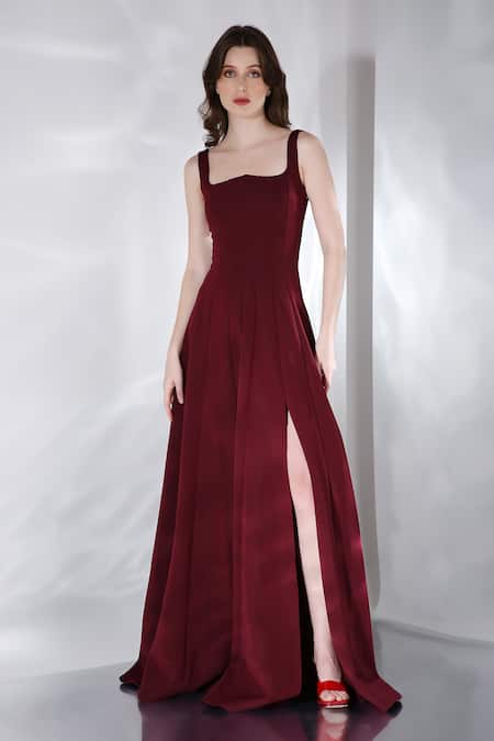 Shop_Ozeqo_Maroon Neoprene Sweetheart Neck Fleur Panelled High Slit Gown _Online_at_Aza_Fashions