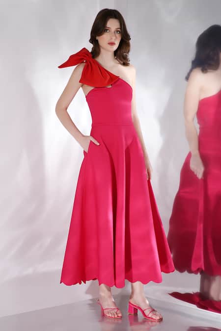 Ozeqo Pink Neoprene Bows Asymmetric Glady Scalloped Flared Dress With at Aza Fashions Ozeqo_Pink Neoprene Bows Asymmetric Glady Scalloped Flared Dress With _at_Aza_Fashions