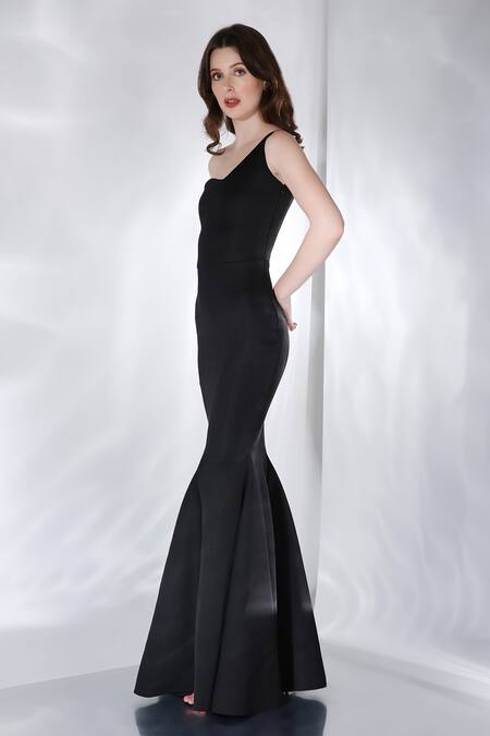 Ozeqo_Black Neoprene Asymmetric Alizeh One Shoulder Gown _Online_at_Aza_Fashions