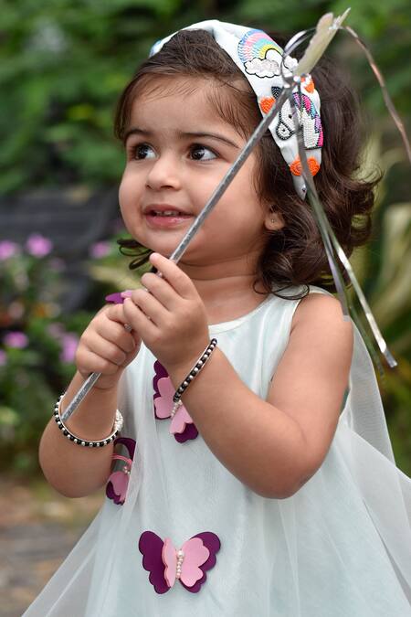 Buy Janyas Closet Green Silk, Net, Linen Embroidery Butterfly Applique Lulu Dress Online at Aza Fashions Buy_Janyas Closet_Green Silk, Net, Linen Embroidery Butterfly Applique Lulu Dress_Online_at_Aza_Fashions