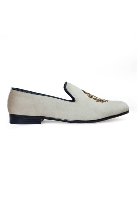 Domani Beige Embroidered The Kingsman Slip-on Loafers Online at Aza Fashions Domani_Beige Embroidered The Kingsman Slip-on Loafers _Online_at_Aza_Fashions