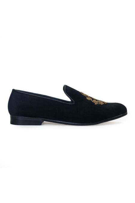 Domani Black Embroidered Velvet Loafers Online at Aza Fashions Domani_Black Embroidered Velvet Loafers _Online_at_Aza_Fashions