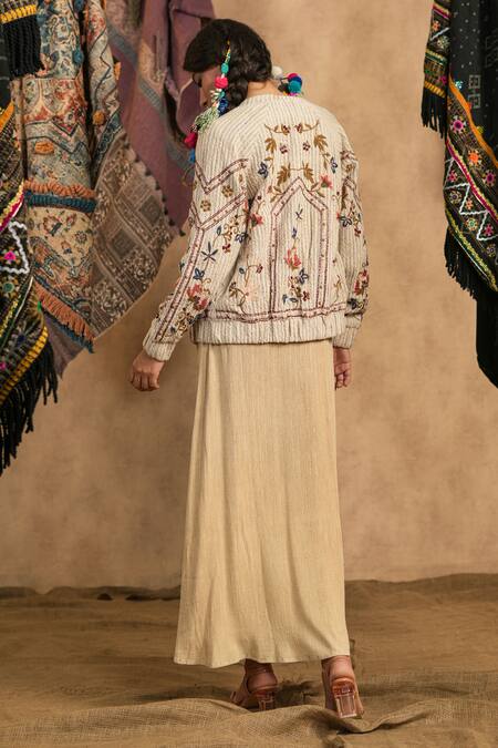 Shop_NYARO_Off White Handloom Cotton Slub Woven Thread Round Jacket _at_Aza_Fashions
