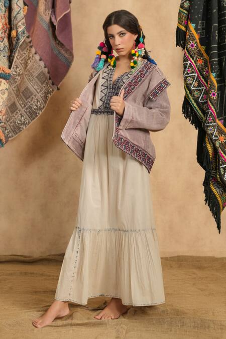 Buy_Nyaro_Brown Cotton Embroidery Open Neck Chevron Woven Jacket With Belt 