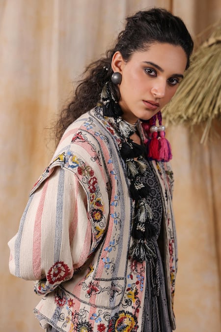 Buy_Nyaro_Multi Color Cotton Embroidery Open Neck Floral Jacket With Belt 