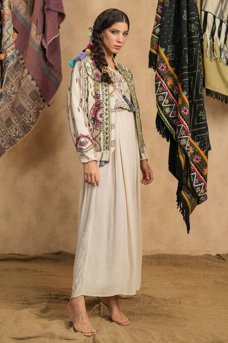 Shop_Nyaro_Cream Cotton Embroidery Collared Floral Jacket _Online_at_Aza_Fashions