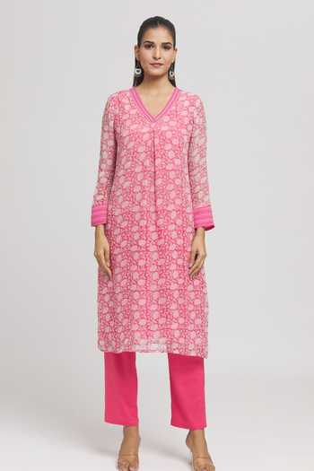 Missprint_Pink Organza, Cotton Embroidery V-neck Floral Block Print Kurta Pant Set _Online_at_Aza_Fashions