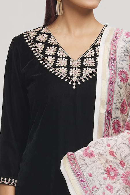 Missprint_Black Velvet, Chanderi, Cotton Embroidery V-neck Kurta Pant Set _at_Aza_Fashions