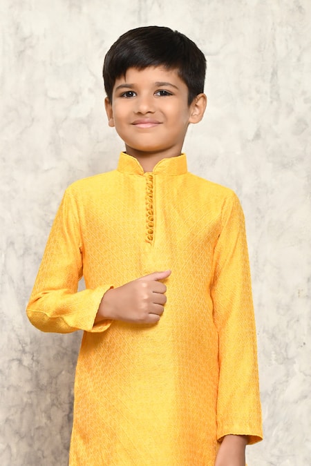 Buy Petite Pomme Yellow Jacquard Embroidery Geometric Pattern Kurta Set Online at Aza Fashions Buy_Petite Pomme_Yellow Jacquard Embroidery Geometric Pattern Kurta Set _Online_at_Aza_Fashions