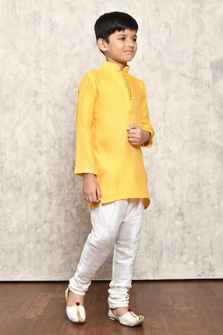 Petite Pomme_Yellow Jacquard Embroidery Geometric Pattern Kurta Set _at_Aza_Fashions