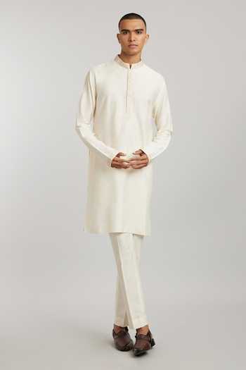 Buy Bubber Couture Off White Cotton, Silk Embroidery Alessio Collar Printed Kurta And Pant Set at Aza Fashions Buy_Bubber Couture_Off White Cotton, Silk Embroidery Alessio Collar Printed Kurta And Pant Set _at_Aza_Fashions