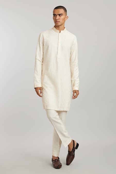 BUBBER COUTURE Enrico Embroidered Kurta & Pant Set 