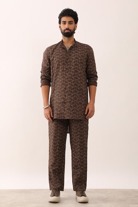 Buy_Son Of A Noble Snob_Brown 100% Linen Printed Geometric Kurta Set _Online_at_Aza_Fashions
