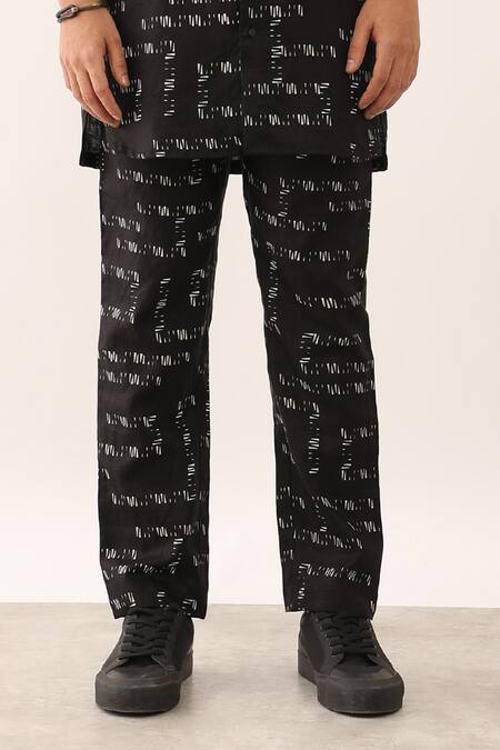 Son Of A Noble Snob Black Linen Gaurav Trace Printed Long Shirt And Trouser Set at Aza Fashions Son Of A Noble Snob_Black Linen Gaurav Trace Printed Long Shirt And Trouser Set _at_Aza_Fashions
