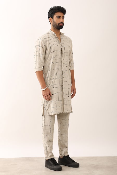 Son Of A Noble Snob_Ivory 100% Linen Print Digital Maze Aadi Tetris Kurta Set _Online_at_Aza_Fashions
