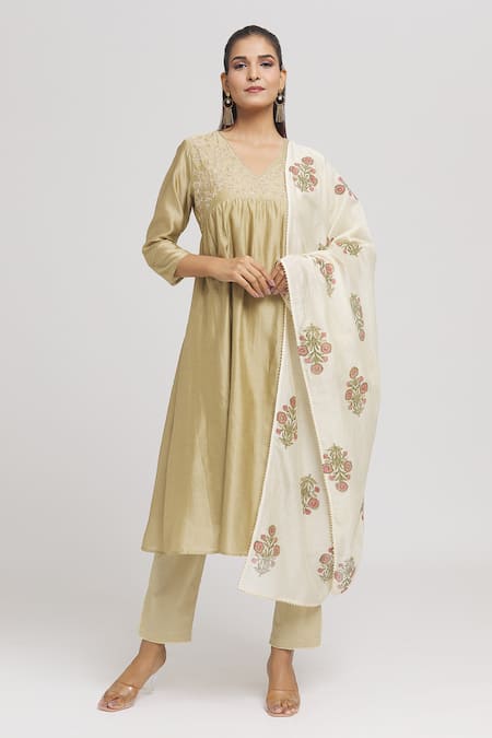 Missprint Yoke Embroidered Kurta Pant Set 