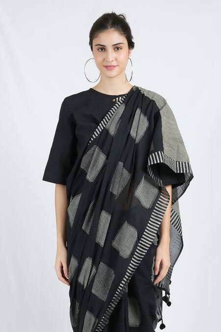 Buy_Banana Labs_Black Cotton Round Neck Space Box Print Saree With Crop Top _Online_at_Aza_Fashions