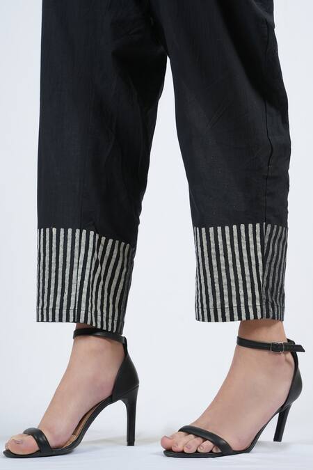 Buy_Banana Labs_Black Cotton Round Neck Box Hand Block Print Kurta Set _Online_at_Aza_Fashions