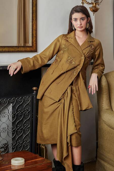 Pozruh By Aiman Brown Wool Sylvia Asymmetric Skirt Online at Aza Fashions Pozruh By Aiman_Brown Wool Sylvia Asymmetric Skirt _Online_at_Aza_Fashions